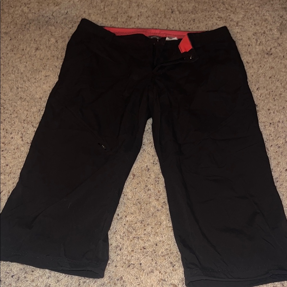 Eddie Bauer Black and Red Capris Comfortable Fit
